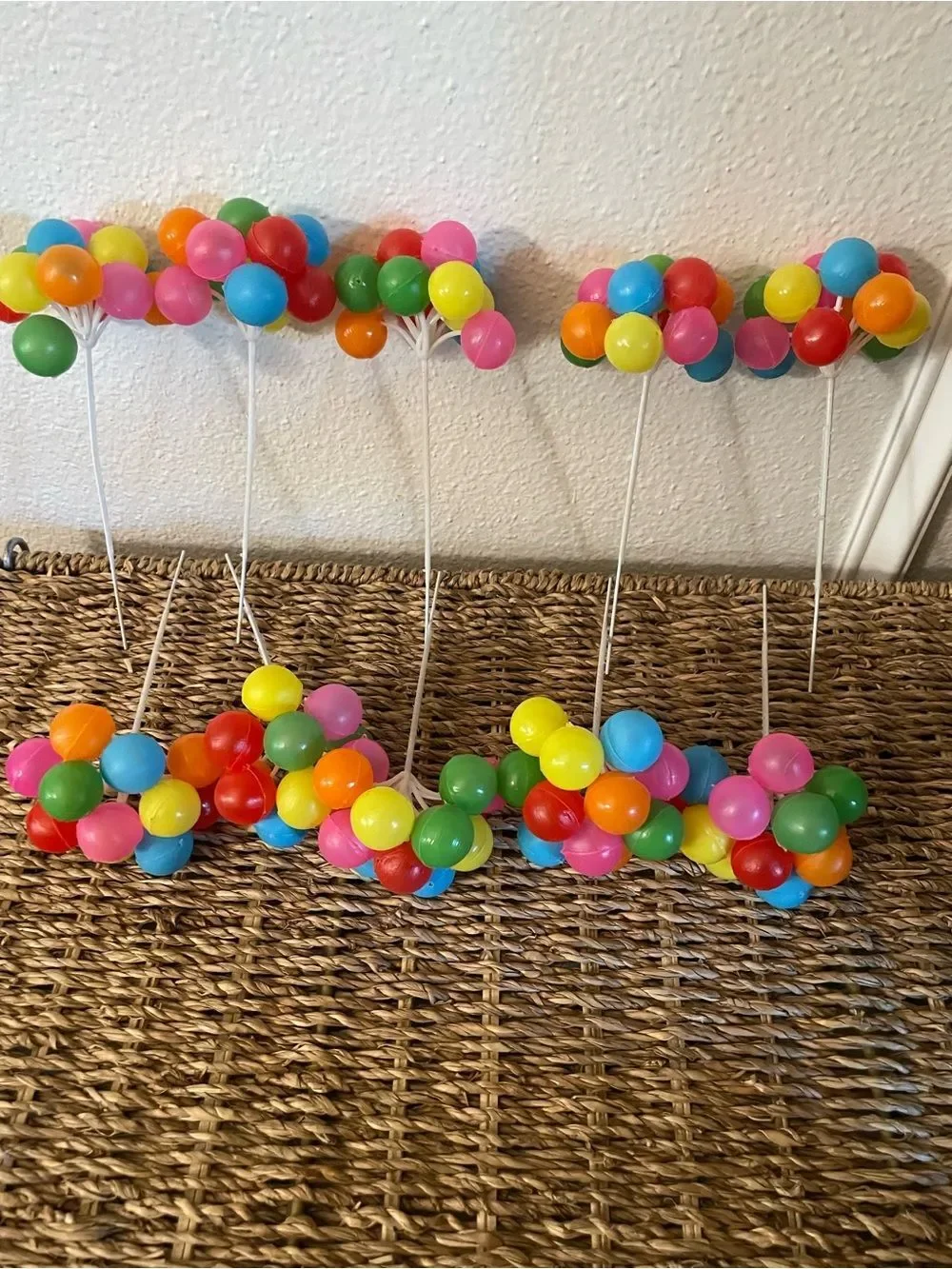 Vintage Balloon Bunch Cake Decorations set of 10!